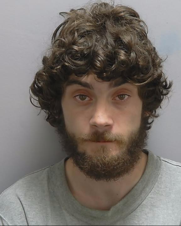 Man sentenced to 8 years in prison following attempted robbery and knife/firearms offences in Portsmouth