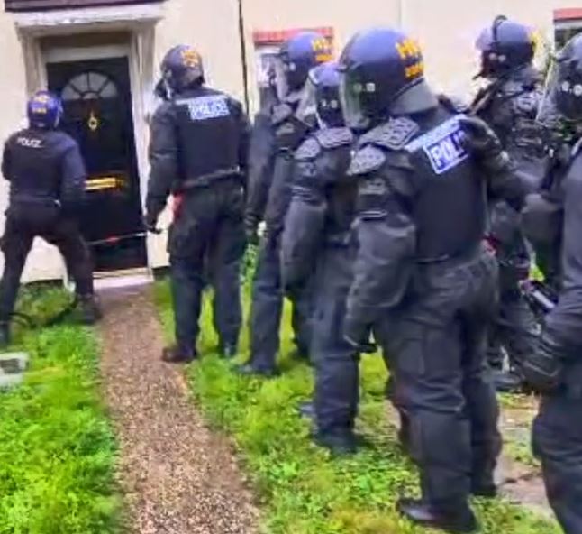Officers seized Class A drugs, cannabis and weapons during a week of action against county lines drug dealing networks in Eastleigh.