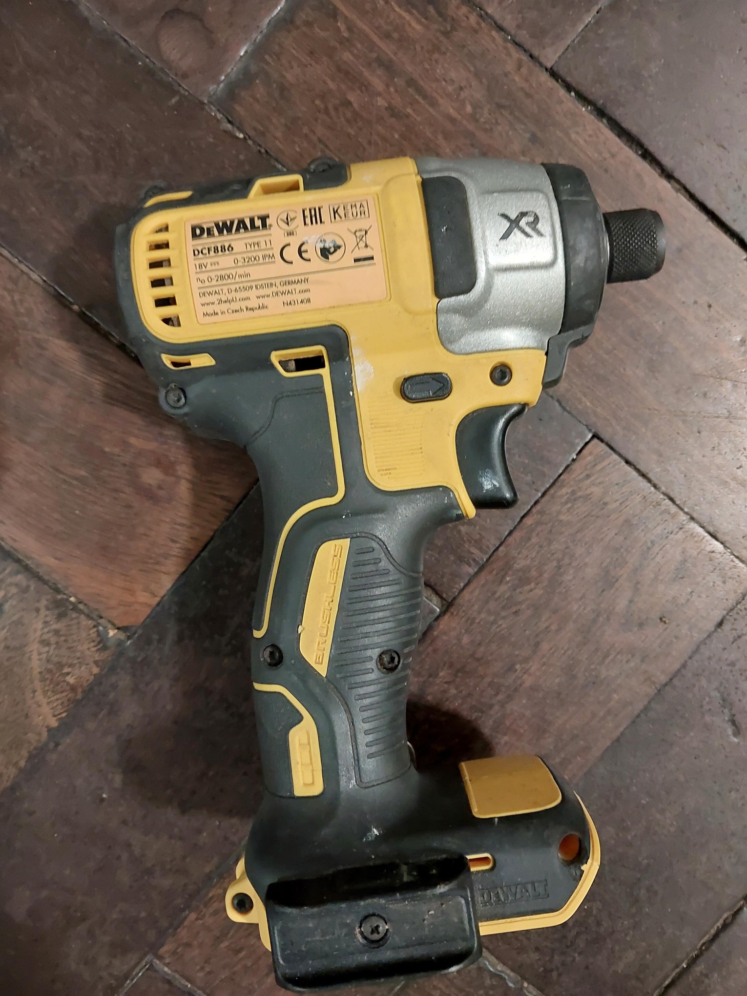 44260246421 Dewalt [ 1]