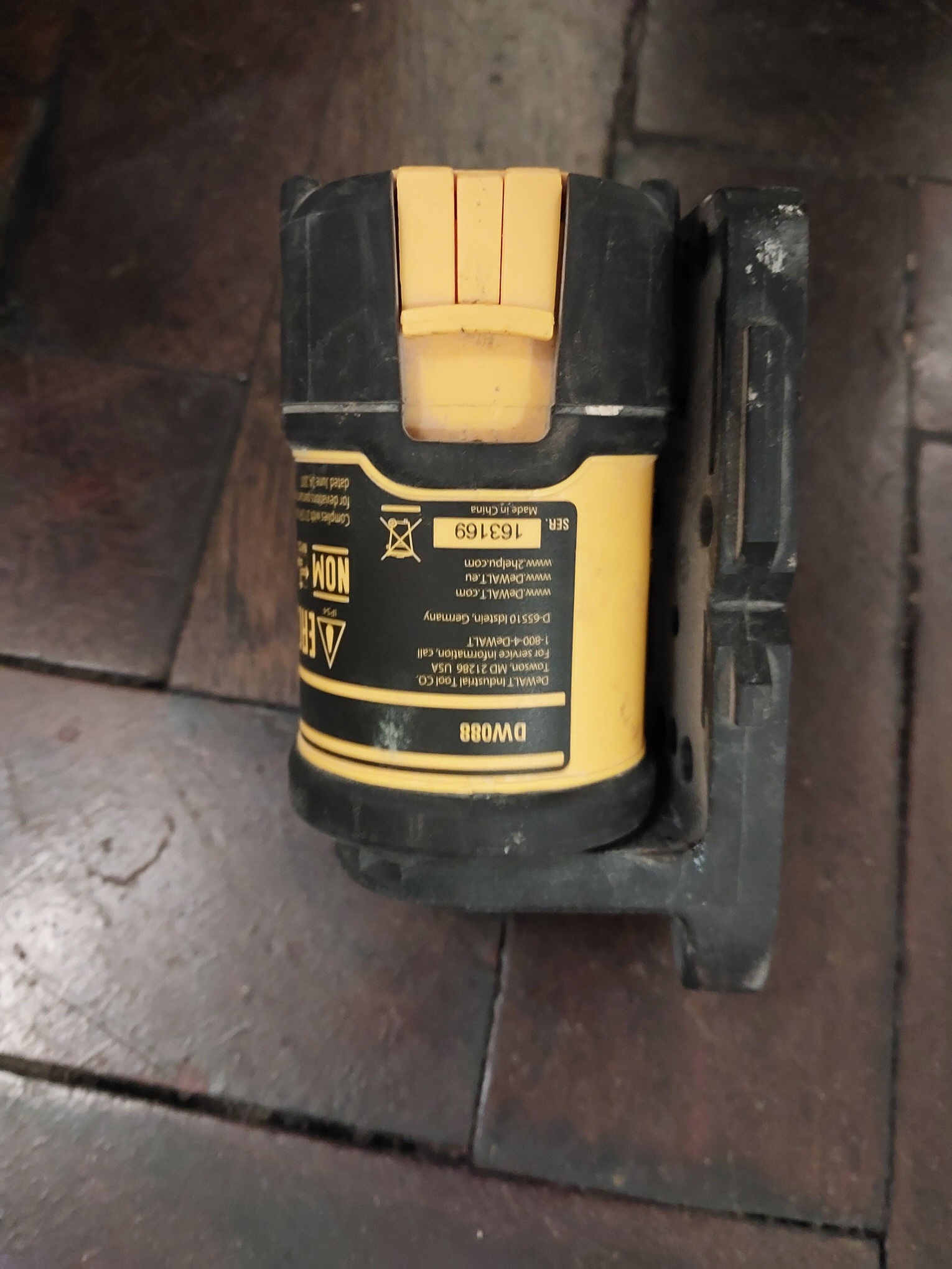 44260246421 Dewalt [ 3]