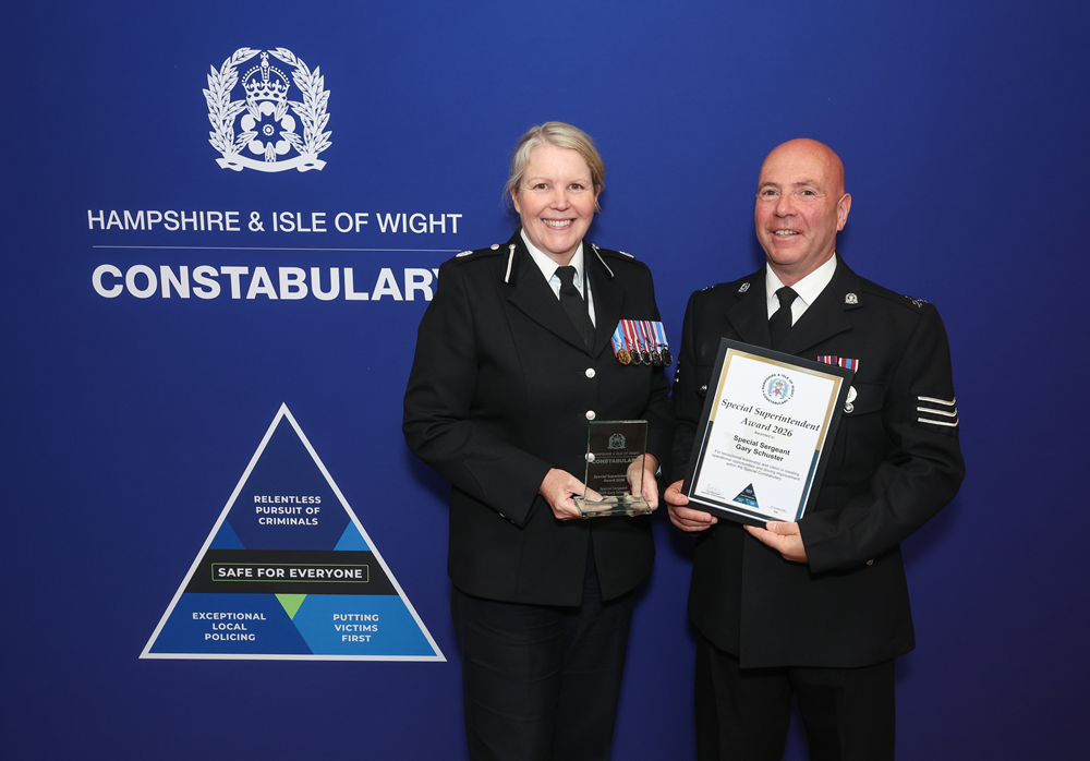 Png Loop Facebook Volunteers recognised for outstanding contribution to policing across ...